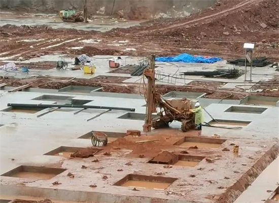 阜新大坝建设案例
